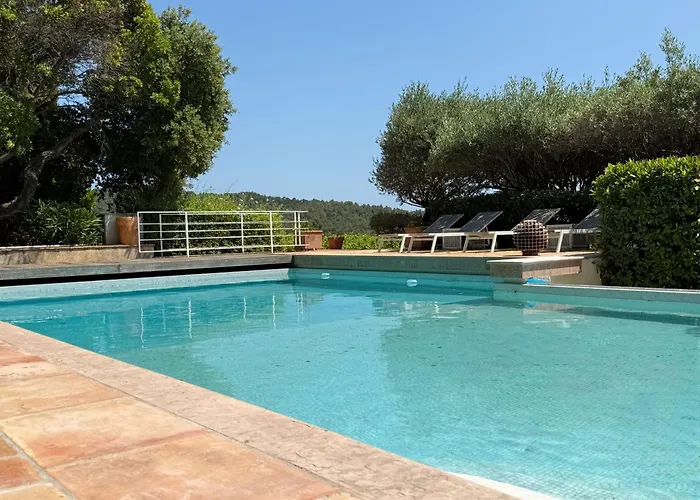 Au Milieu Des Vignes Willa